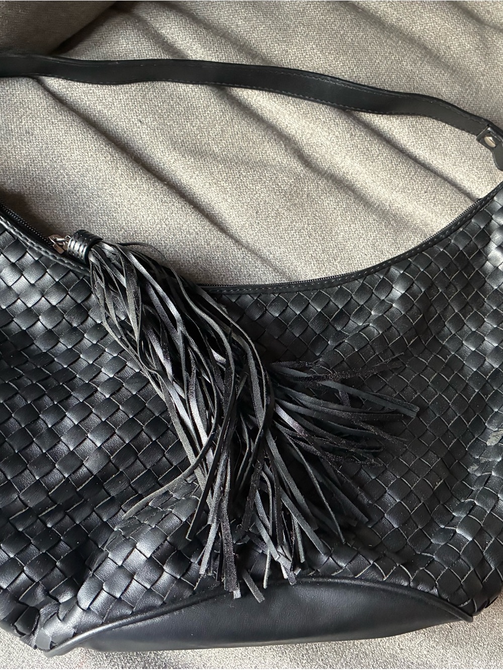 Woven Leather Tassel Shoulder Bag - Black